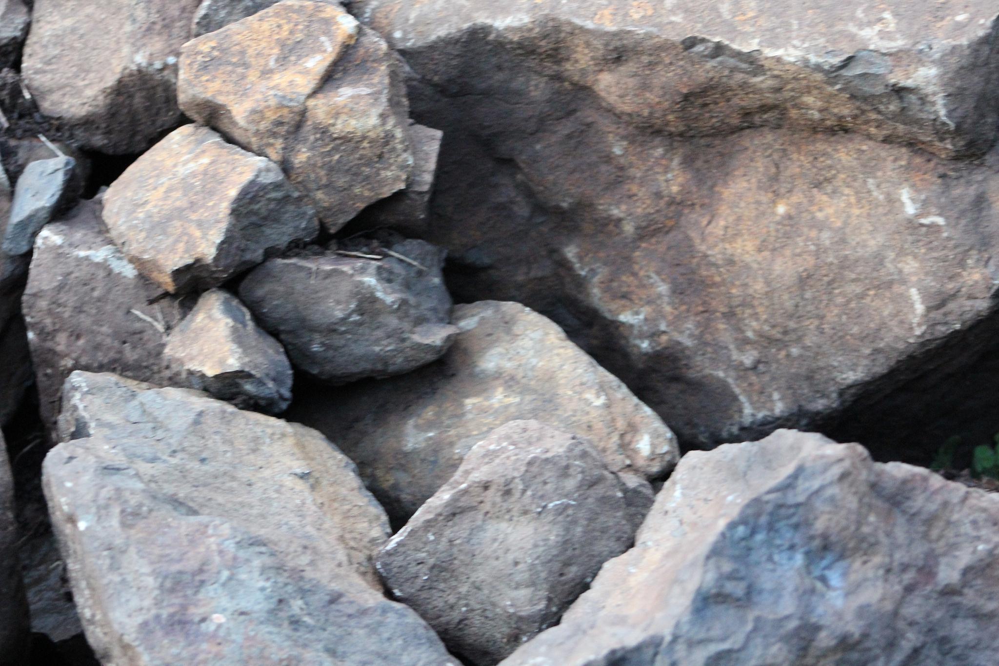 短期镍价向下压力较大 印尼当局有意维护镍价